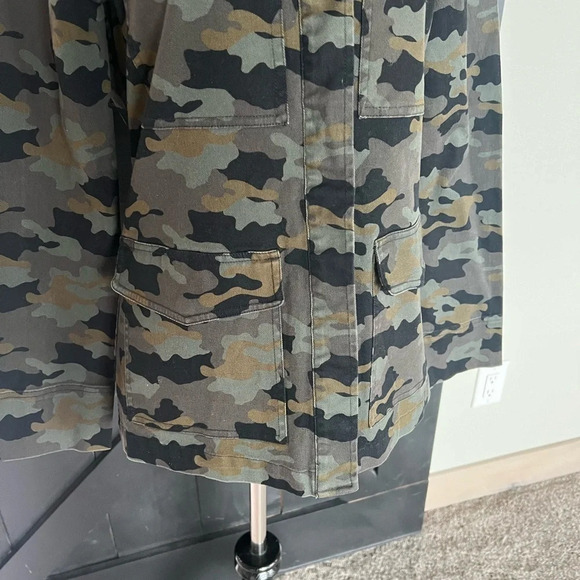 NWOT L'AGENCE Cromwell Camouflage Military Jacket Green Multi Casual Women Small - Picture 6 of 14